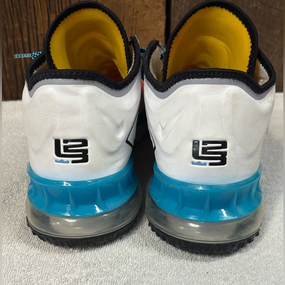 Nike LeBron 18 Low Stewie Basketball Shoes CV7562-104 Men’s Size 12 - Picture 4 of 7
